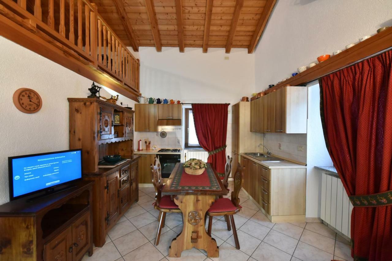 Appartamento Nonna Giulia Aosta Buitenkant foto
